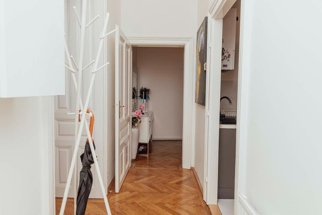 Modern Stylish Comfortable 2 Bedroom Apartment Vienna Exterior photo