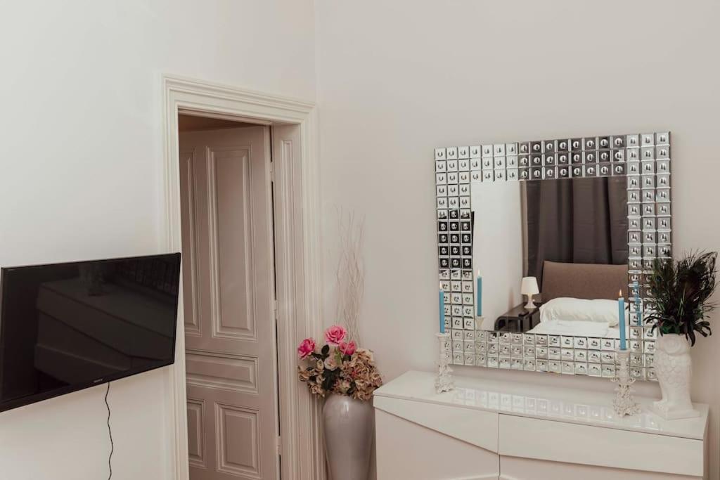 Modern Stylish Comfortable 2 Bedroom Apartment Vienna Exterior photo
