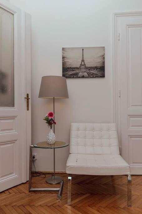 Modern Stylish Comfortable 2 Bedroom Apartment Vienna Exterior photo